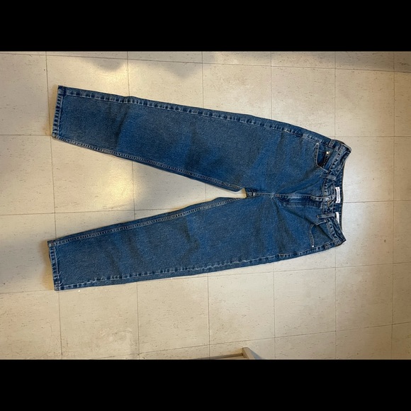 Guess Mom jeans - Sz 28 - Picture 1 of 2